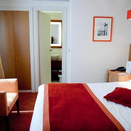 Westside Arc De Triomphe 4* Paris