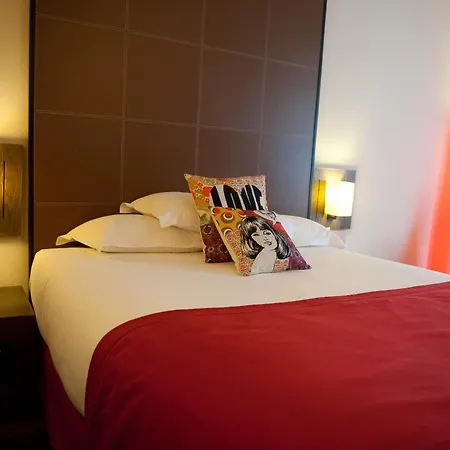 Westside Arc De Triomphe Hotell