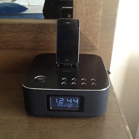 Hotell Westside Arc De Triomphe 4*