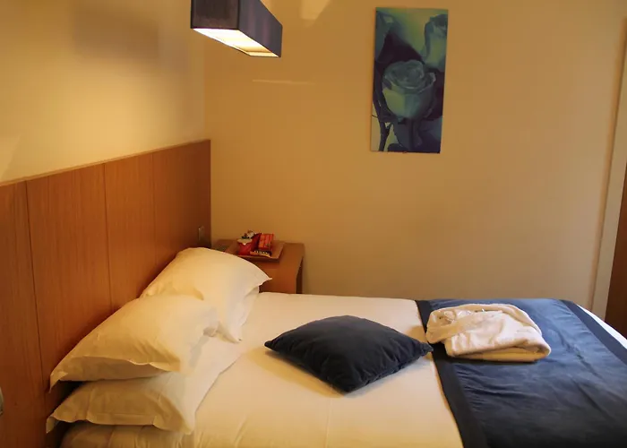 Westside Arc De Triomphe Hotel Paris