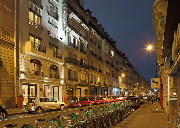 Westside Arc De Triomphe Hotel