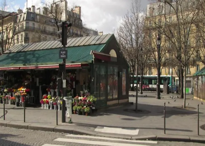 Westside Arc De Triomphe