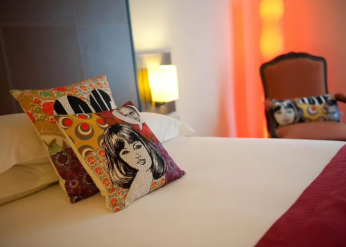 Westside Arc De Triomphe