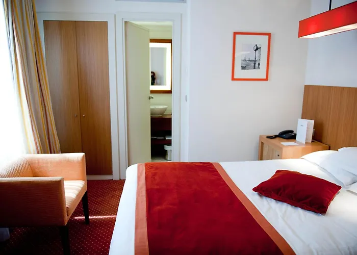 Westside Arc De Triomphe 4* Paris