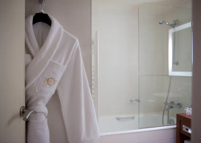 Westside Arc De Triomphe