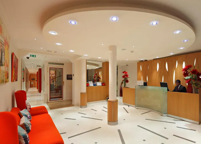 Westside Arc De Triomphe 4*