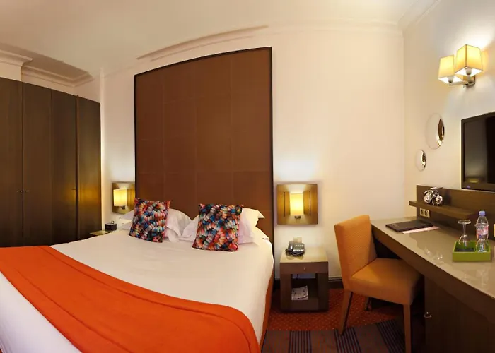 Westside Arc De Triomphe 4*