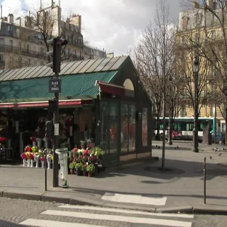 Westside Arc De Triomphe