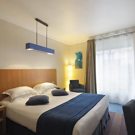 Westside Arc De Triomphe Hotel 4*