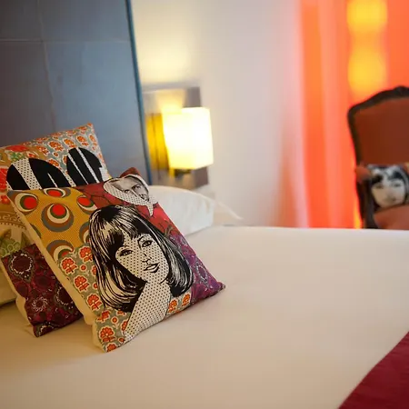 Westside Arc De Triomphe