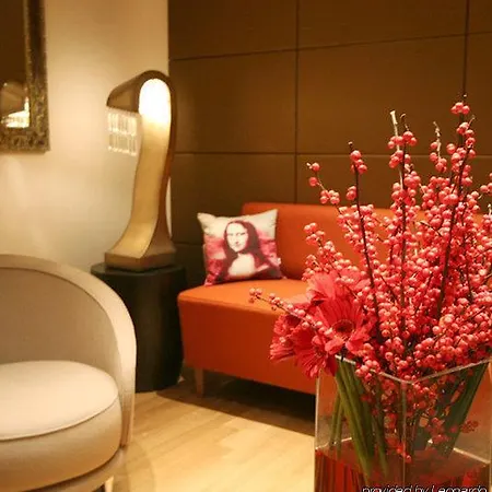 Westside Arc De Triomphe 4* Parijs
