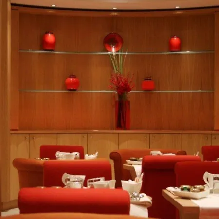 Westside Arc De Triomphe Párizs