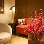 Westside Arc De Triomphe 4* Paris